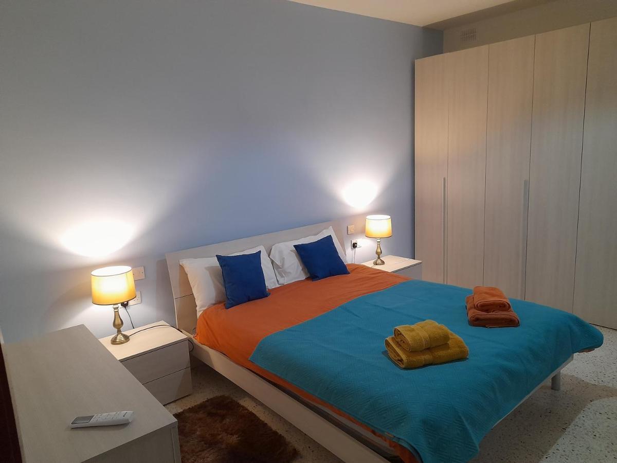 סיינט פול ביי Sunshine Holiday Apartment 8 With Spectacular Seaviews מראה חיצוני תמונה